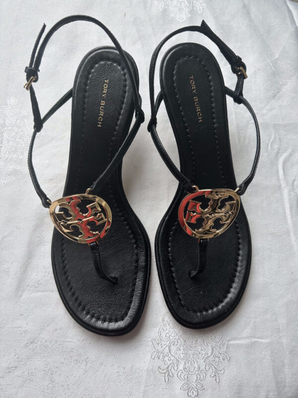 13 TB(5) Tory Burch Capri Miller Low Heel 60mm