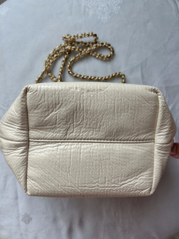 24 TB(4) Tory Burch Ella Crinkle Patent