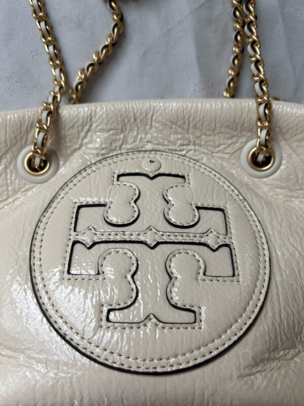 24 TB(7) Tory Burch Ella Crinkle Patent