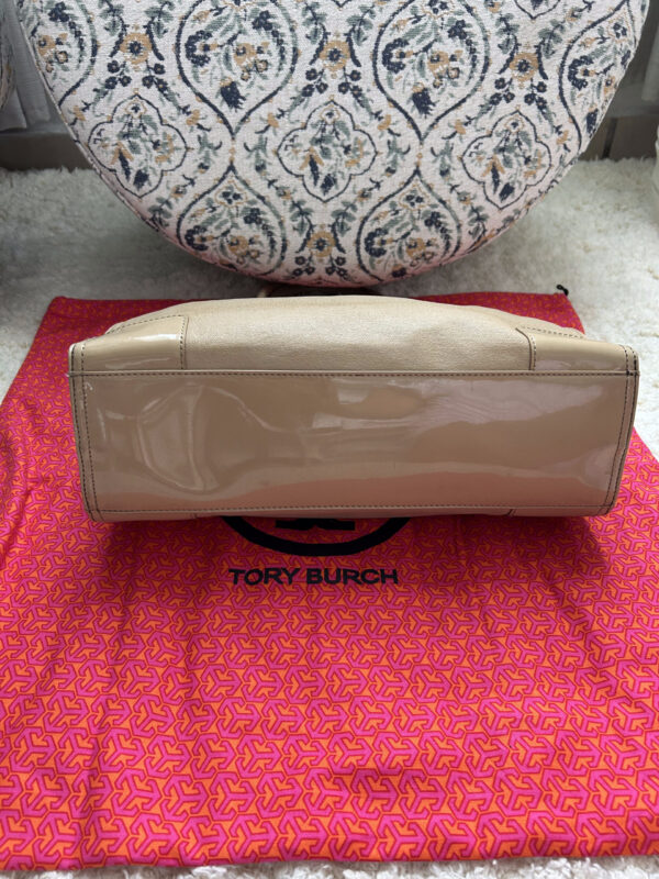 25 TB(2) Tory Burch Ella Tote Bag