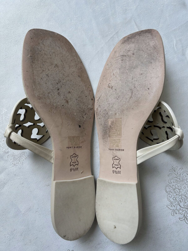 34 TB(1) Tory Burch Miller Square Toe