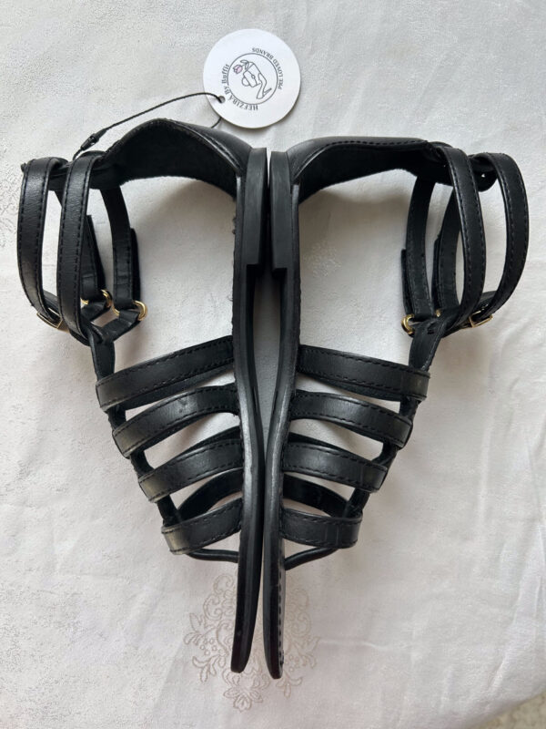36 TB(2) Tory Burch Gladiator