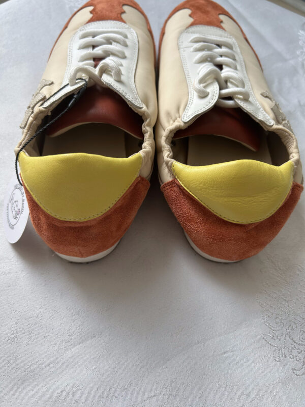47 TB(2) Tory Burch Sneaker