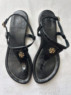 63 TB(6) Tory Burch Thong Sandals