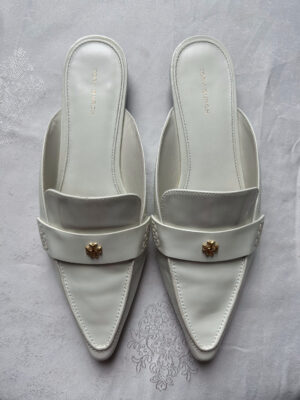 9 TB(3) Tory Burch Pointed Loafer